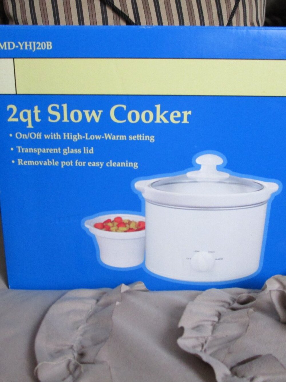 NIB 2-quart slow cooker